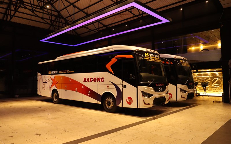 Harga dan Spesifikasi Big Bus Hino 500 AK 240 Karoseri Laksana